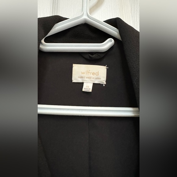 Aritzia Wilfred Oversized Vest with Silver Hardware - Picture 5 of 5